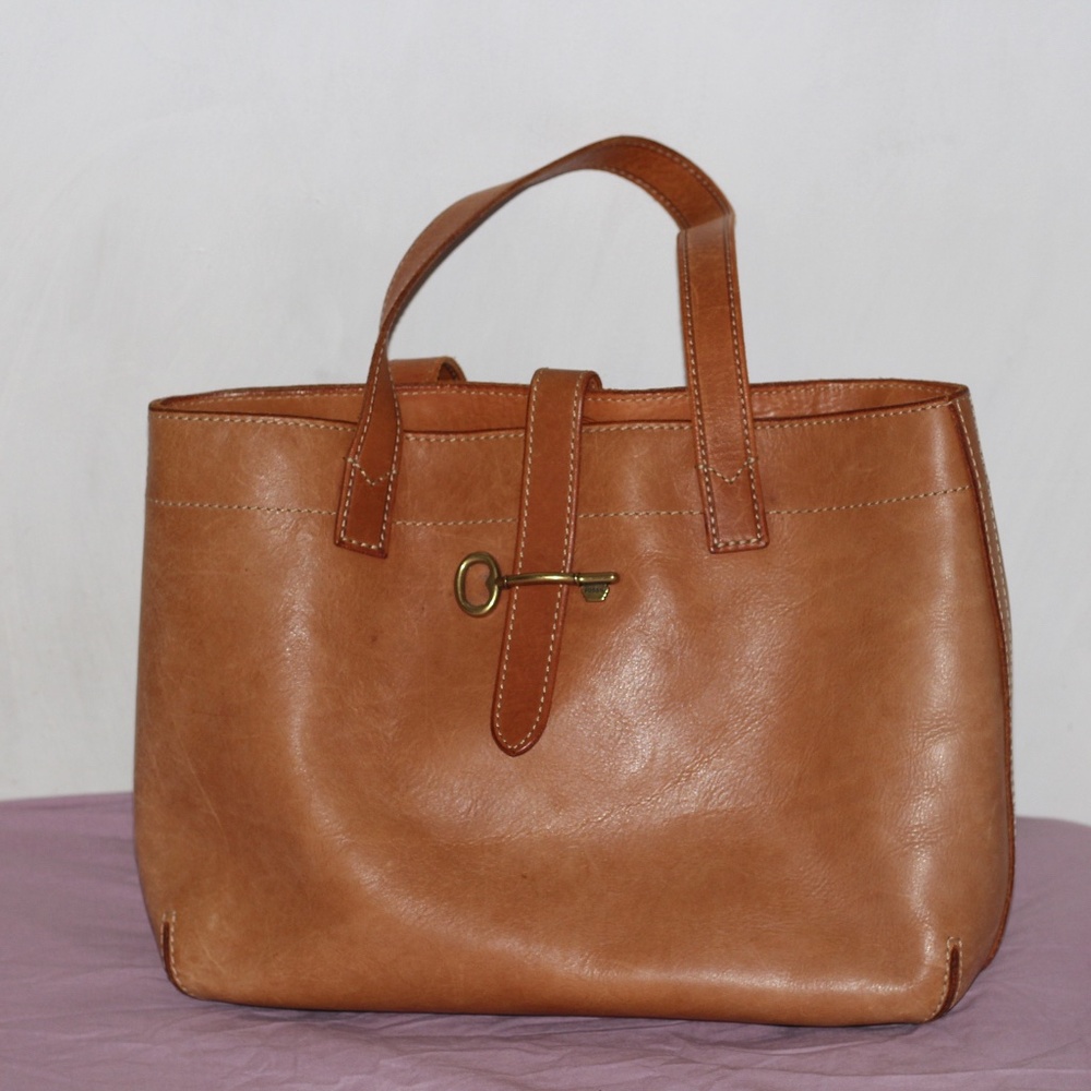 Vintage Genuine Leather Tan Fossil Bag